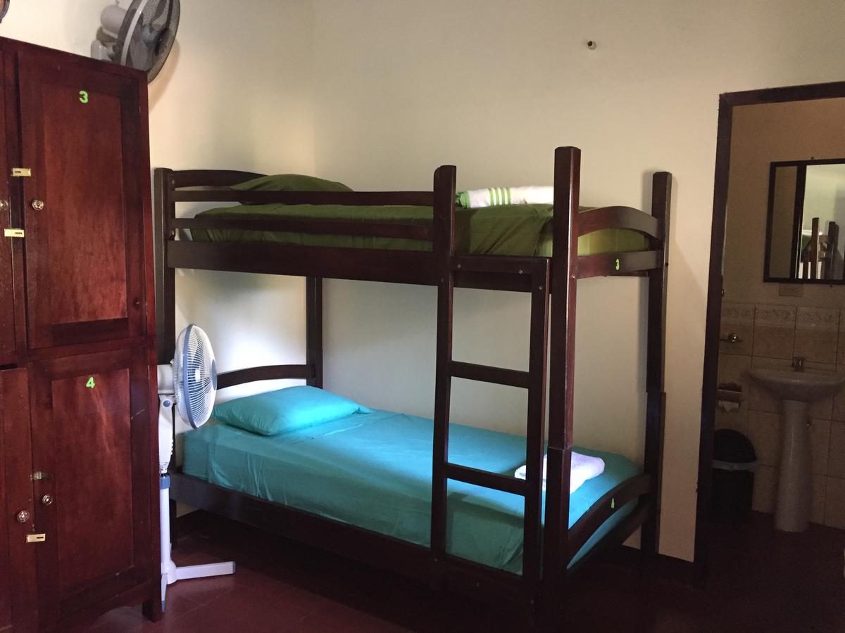 Casa Lula Leon Hostal Bilik gambar