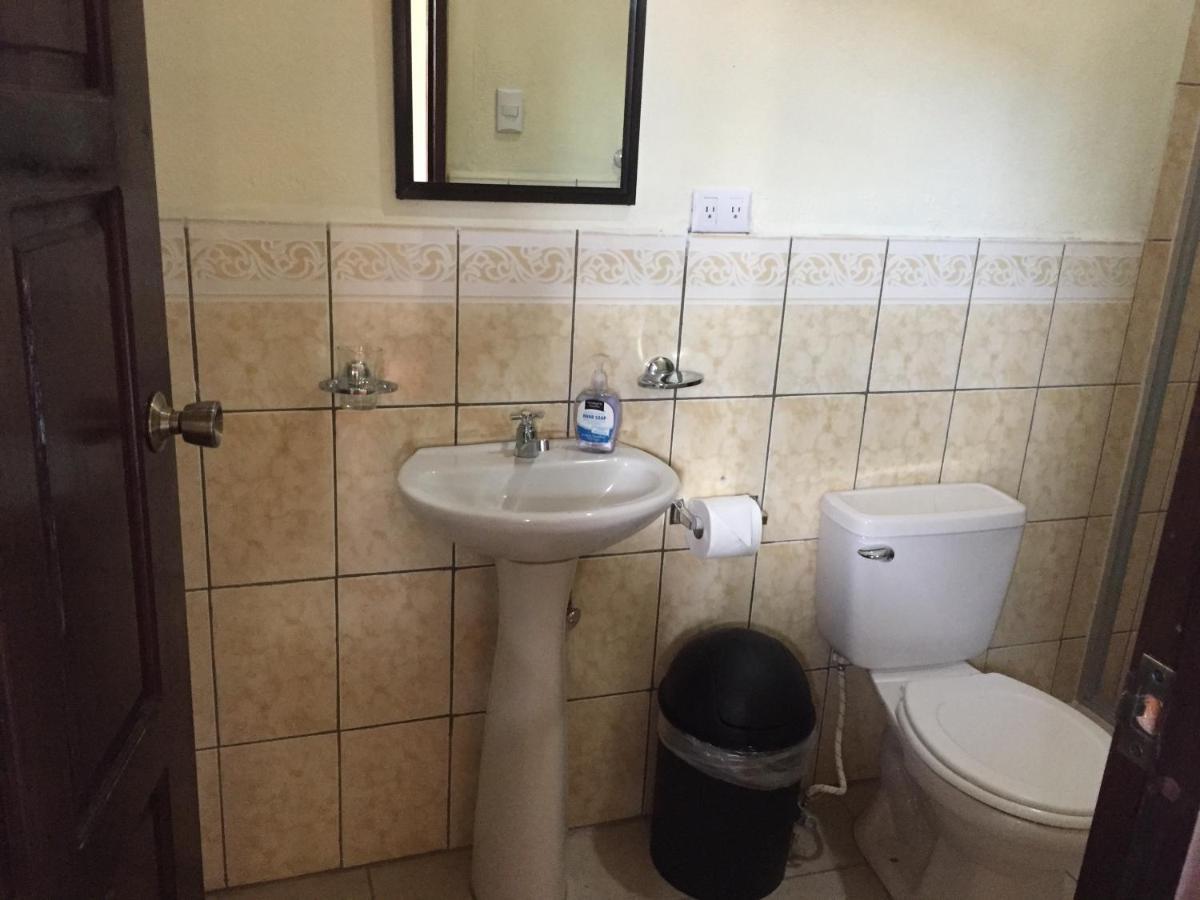 Casa Lula Leon Hostal Bilik gambar